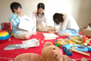 ヘアメイクやネイルケアの基礎が学べる学校